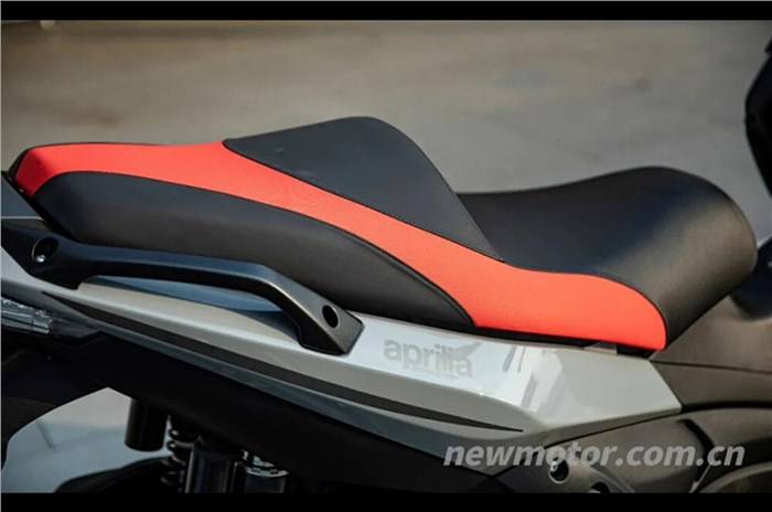 Aprilia SR Max250 HPE maxi scooter unveiled